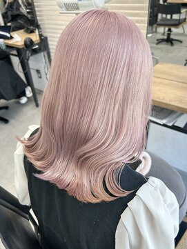 キラ 原宿(KILLA) カール/セミディ/シアーカラー/姫カット/ハイトーン/ボブ/韓国