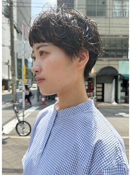 カフ(CAF) CAF 照下 ショート　カール　パーマ　大阪