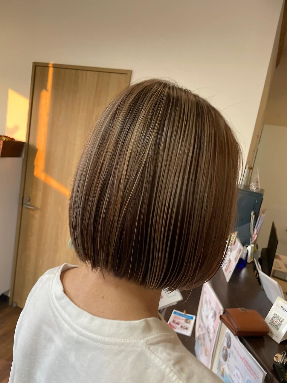 【Aランク】カット＋縮毛矯正＋髪質改善ケア　22500→17800