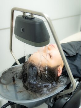 ラレデンシ 仙台東口店(LA LEDENSI)の写真/【仙台駅東口徒歩5分】話題の新感覚スパ「頭浸浴」導入◎日常では味わえない至福のひと時を。