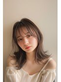 顔まわりレイヤーミディアムスタイル