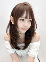 アグノス 青山(Agnos)&nbsp;サイドバング艶感前髪ミディアムレイヤーカット大人可愛い