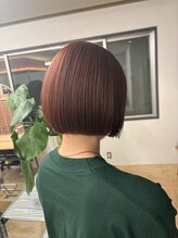 モコヘアーフロール(MOCO hair flor) 柔らかピンクベージュ×ミニボブ【ダブルカラー】