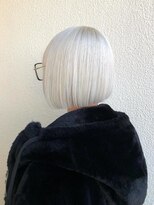 リアイス(Re:ICE) 切りっぱなしボブホワイト