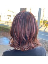 リズ オブ ヘアー(Lis of hair) ハイライト☆ビビッドピンク