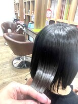 クネア(kunea)&nbsp;ピカピカボブ/暗髪/結べるボブ