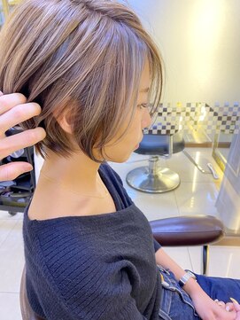 ケンジ 洋光台(KENJE) 明るくても立体感◎ハイライトショートボブ　style by 田爪