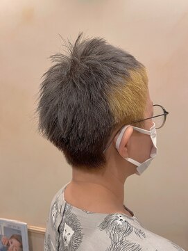 ハイル(Heil) 【Heil】 白髪ぼかし/ツートンカラー/刈り上げショート/イエロー