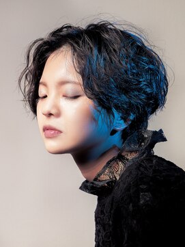 ザ ドッツ(THE DOTS) パーマハンサムショート