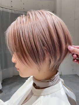 ストレータ バイ マリオ(Strata by mario) オイルだけ、アイロン無しショートホワイトグレージュ