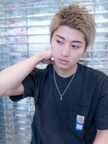 メゾンバイハバナ(maison by HAVANA)&nbsp;束感ショートツーブロックマッシュハイライトスパイキーショート