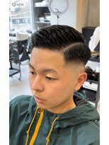 フランクスバーバーリザーブ 人形町店(FRANK’S BARBER RESERVE) 七三スキンフェード y