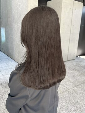 ローネス(LONESS) 暗めでも透明感溢れるブラウンベージュ◎
