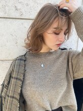 【憧れのハイトーンカラー】ケアブリーチを使用して、カラーのダメージも最小限に♪