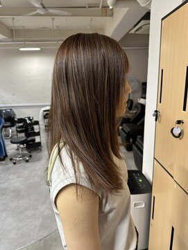 トクテ 吉祥寺(tokute) 白髪ぼかしハイライト×脱白髪染めカラー