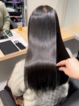 ジェーンバイボヌール(Jane by Bonheur) 【高濃度水素ストレート】茨木/艶髪/30代40代/髪質改善/縮毛矯正