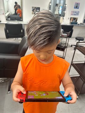 メンズサロン キング 梅田店(Men’s salon K!ng) 波巻きツイストスパイラルパーマ/フェザーパーマ/眉毛/メンズ