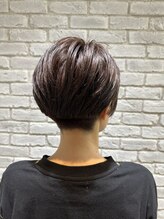 リビング(LiVing) 刈り上げショート