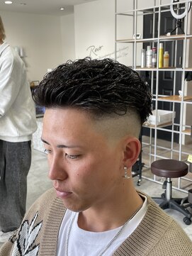 レボ 片町店(Revo) 極道パーマ！