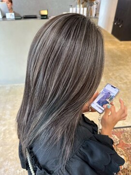 メリー オオサカ(Merly Osaka) 中明度ブラウンハイライト