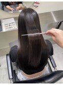 オーラ溢れるツヤツヤ!髪質改善トリートメント