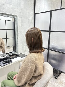 イーズ バイ インス(Yeeee.s by INCE) 白髪ぼかし/脱白髪染め/脱白髪染めハイライト/透明感