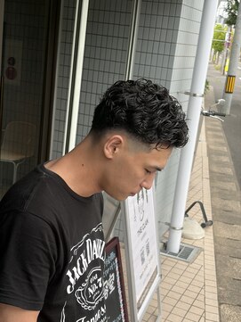 ザ クラン バイ ヘッドライト 仙台長町店(THE CLAN by HEADLIGHT) 【極道パーマ】ロースキンフェード/メンズパーマ/仙台長町/長町