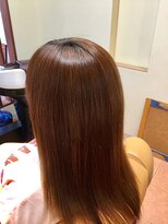 つるせ ヘアーサロン 自然な仕上がりのサラツヤストレート