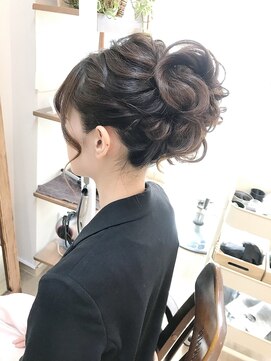 ロカット サロン(Roquat Salon) お呼ばれアップアレンジ【ヘアアレンジ　立川/八王子/立川南】