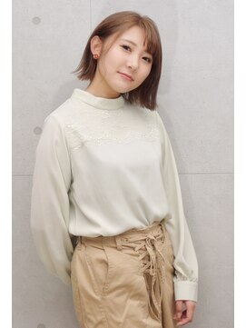 ジョリー アミ(jolie amie) 【脱黒染め×透明感ベージュ】