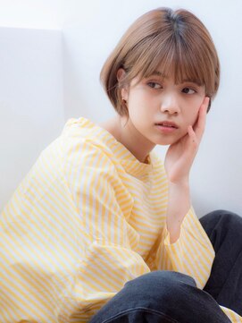 クラン(CLAN) 耳かけショートボブ