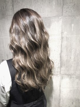 ホワイト 伊勢崎(WHITE) 人気No.1☆外国人風ハイライト☆ミルキーグレージュ☆