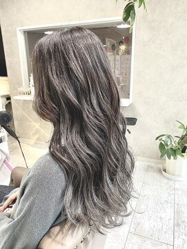 ハナビ(hanabi) 髪質改善　バレイヤージュ　ハイトーン　グレージュ