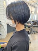 ショートボブ