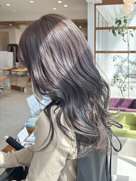 シーバイリリア(siie by LILIA) 透明感アッシュカラー♪