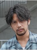 渋谷緩めシャドウパーマツイストスパイラルパーマセンターパート