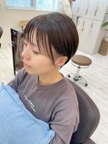 アオカマクラ(a-o Kamakura)&nbsp;女性ツーブロショートスタイル