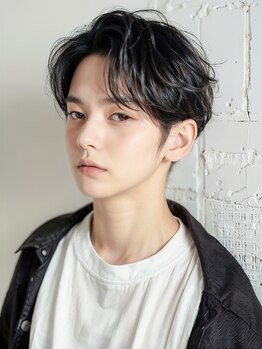 オティアプラスエヌ(OTTIA+n)の写真/【松山】幅広いトレンドに合わせたデザインカットが人気♪清潔感溢れる男の身だしなみは《OTTIA+n》で☆