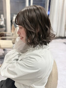 アトロ(Atoro) 【色落ちまで可愛い】暗すぎないオリーブグレージュ/ボブパーマ