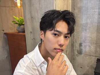 エースヘアーラウンジ(ACE'N HAIR LOUNGE)の写真/【眉まで整う◎】髪も眉も整えて、清潔感を底上げ。