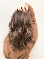 オアシス ガーデン 川越店(Oasis GaRDEN)&nbsp;大きめのカールで大人可愛いブラウンカラー