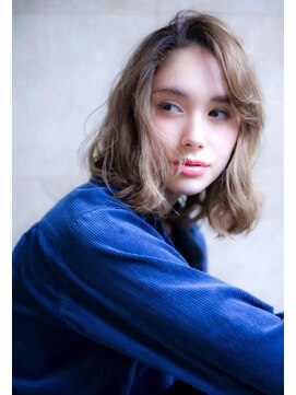 レニーバイエース(LANY by ACE) 【LANY 横浜】 エアリーウェーブ×シアーベージュ