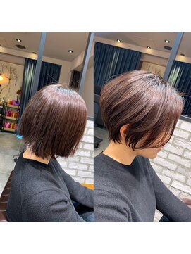 アヴァロン(AVALON) 30、40代にオススメ！絶壁解消くびれショート×イルミナカラー