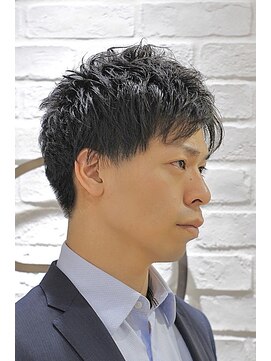 ヨシザワインク プレミアム 築地店(YOSHIZAWA Inc. PREMIUM) クセ毛風パーマビジネスネープレスショート/刈り上げ/20代30代