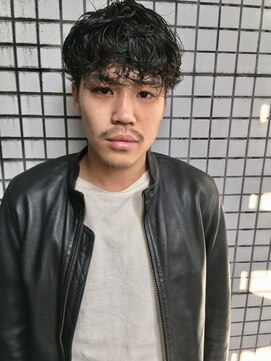 ディスイズバーバー(THIS IS BARBER) 波巻きパーマ　ツーブロックマッシュ　束感パーマ【札幌】