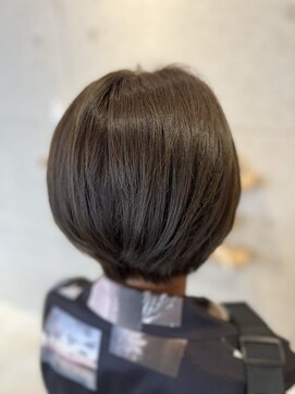 ロイ(ROY) ショートボブ