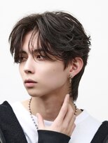 韓国へアカルマパーマカルマバング センターパート黒髪ウルフ