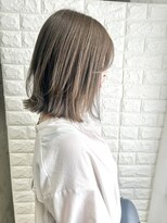 ルノン フィージュ(LUNON fieju)&nbsp;オリーブベージュ/ブリーチなし/レイヤー/カーキ/アッシュ