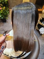 燈&nbsp;美髪縮毛矯正