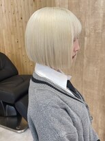 ドットハリス(.Hallis)&nbsp;ホワイトカラー ハイトーン ボブ